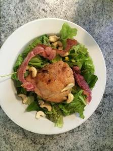 Roasted Chicken on mixed greens with cashews and no-nitrate bacon!